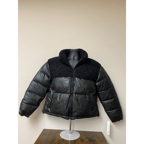 Aqua Jackets & Blazers - Aqua Women's Black Long Sleeve Zipper Sherpa Trimmed Puffer Jacket Size L NWT